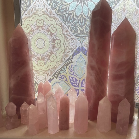 Large ✨Charged✨ Natural Rose Quartz healing tower - Picture 7 of 7